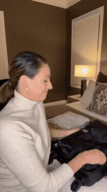 Customer packing video